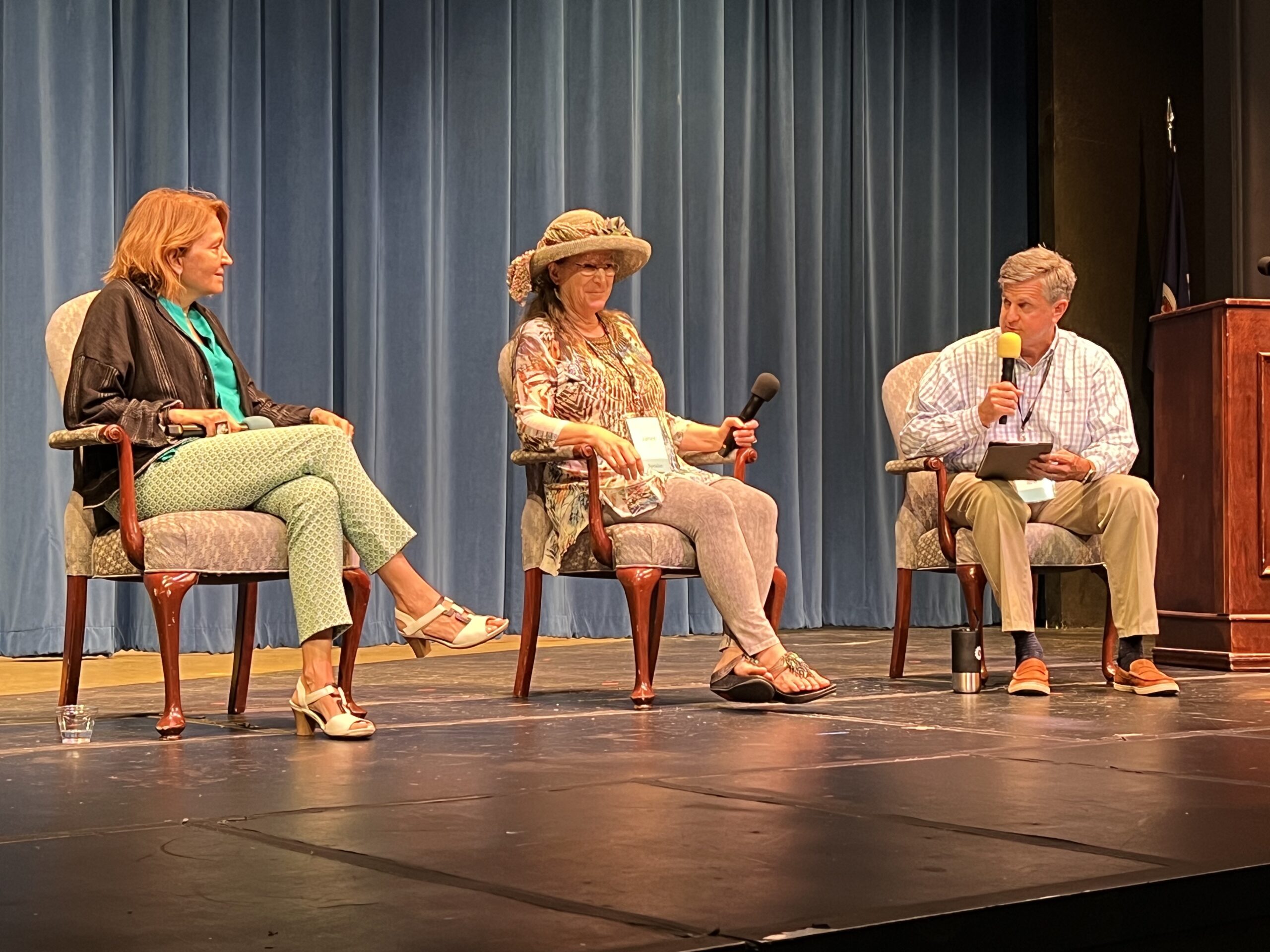 Randy Reid Moderates a Panel Discusison with Eleftheria Deko and Janet Lennox Moyer