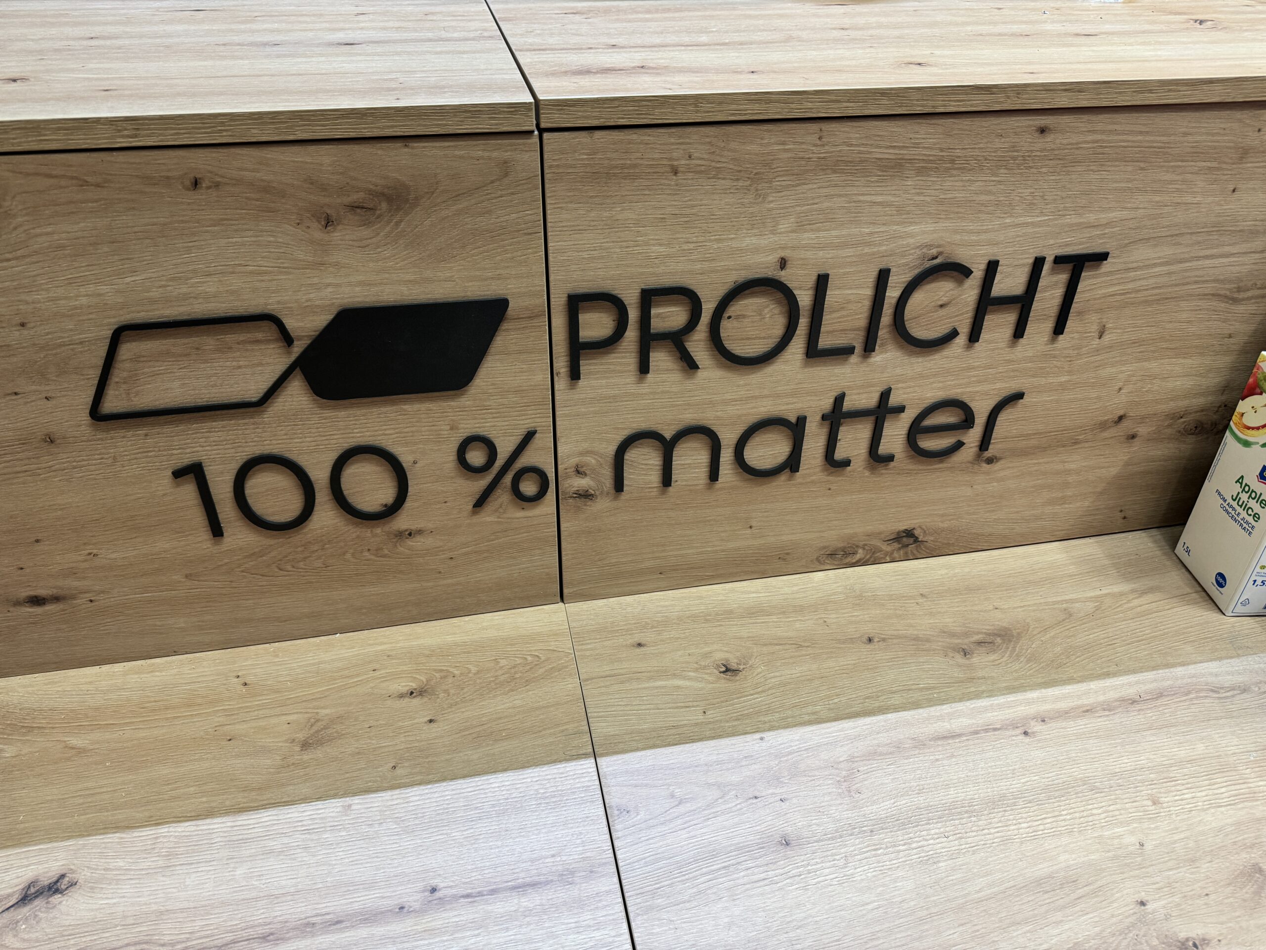 Wood case that says Prolicht 100% Matter