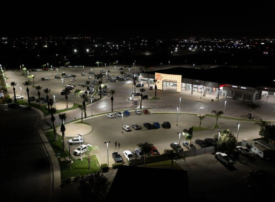 Read more about the article Lighting Revolution: Linmore LED’s Transformation at North Bakersfield Toyota