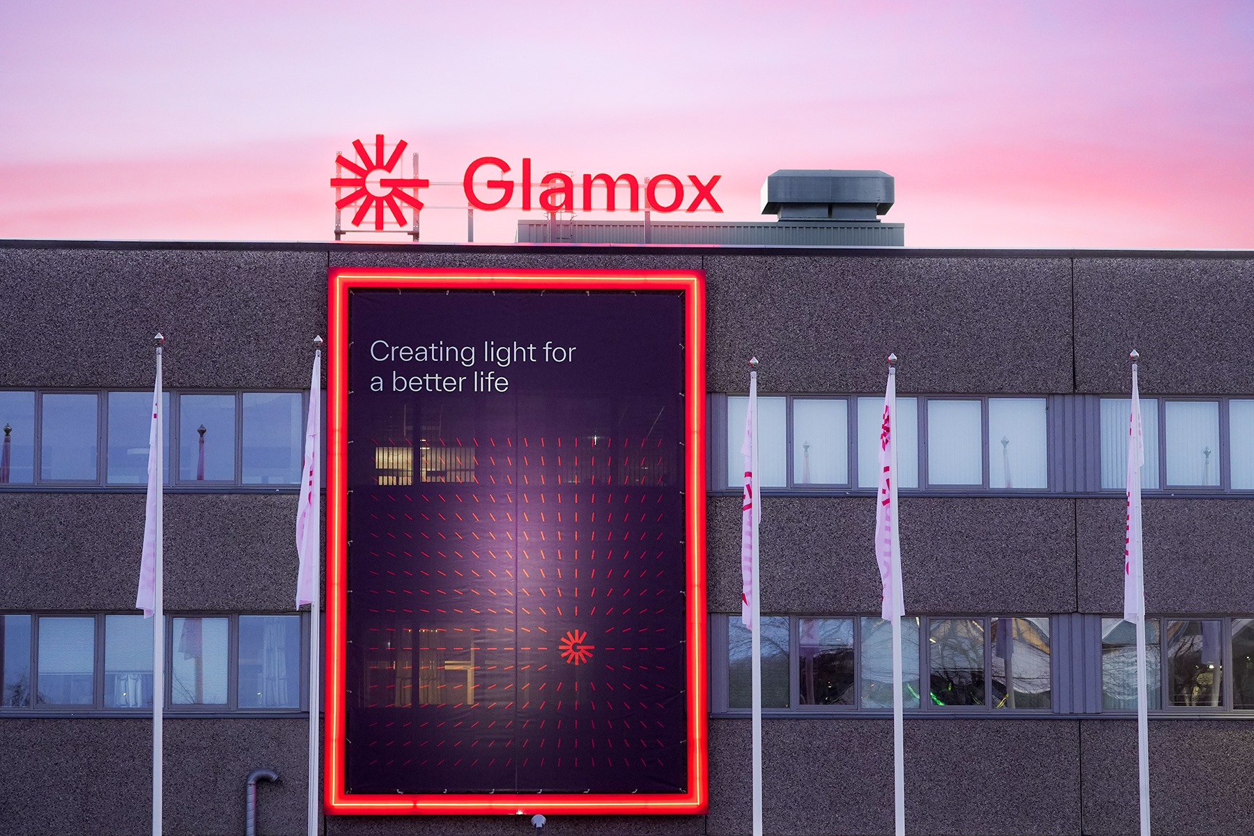 GLX Holding Reports Stable Q1